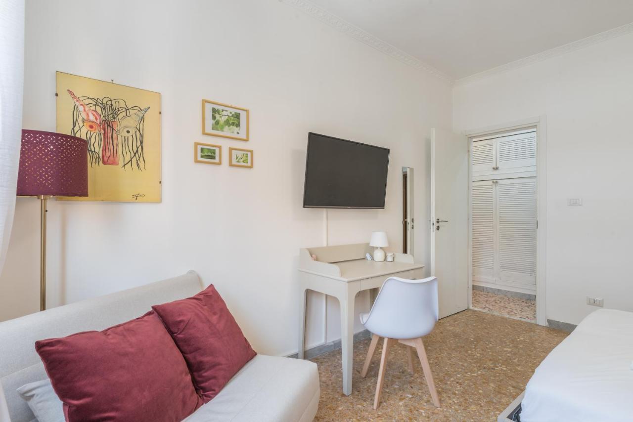 Cinecitta Gem Flat With Veranda Apartment Rome